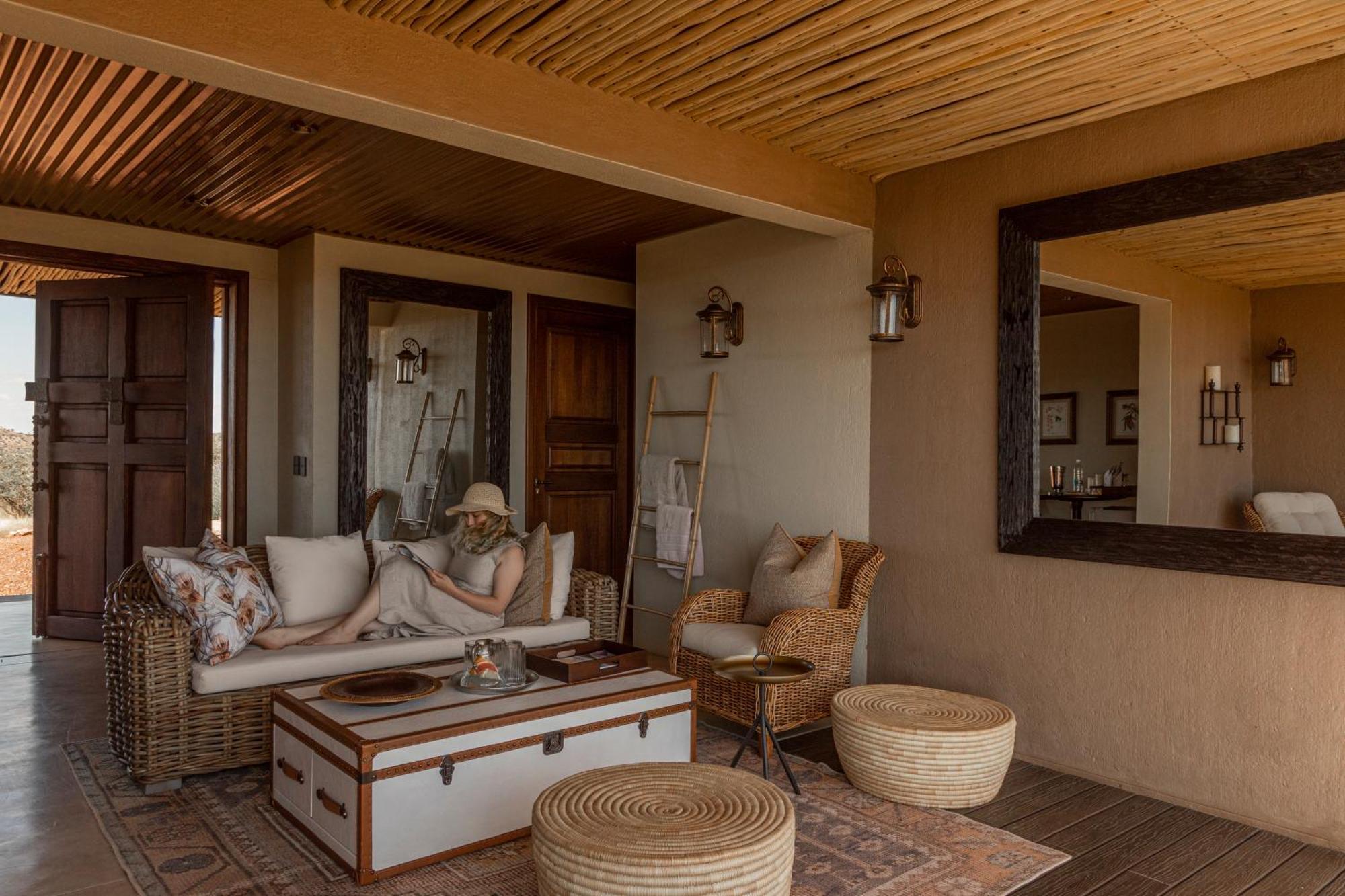 Gmundner Lodge Windhoek Extérieur photo